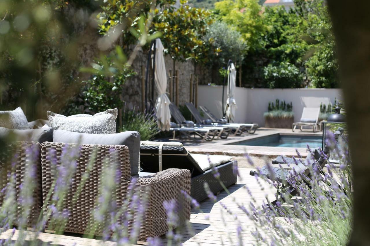Bed and Breakfast Palazzo Sbutega Kotor Zewnętrze zdjęcie